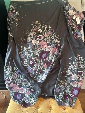 Loft Floral Print Charcoal/Black Wrap Scarf